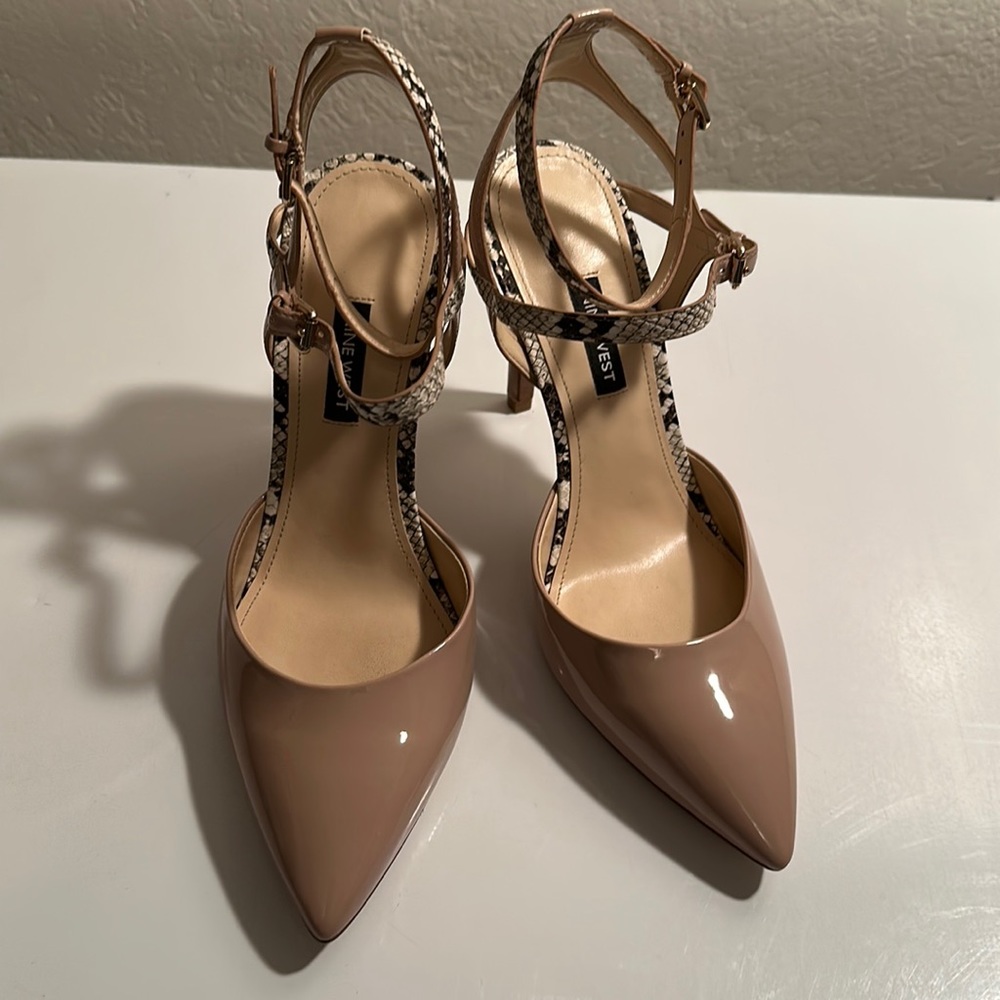 Women’s NINE WEST Strappy heels size 8.5